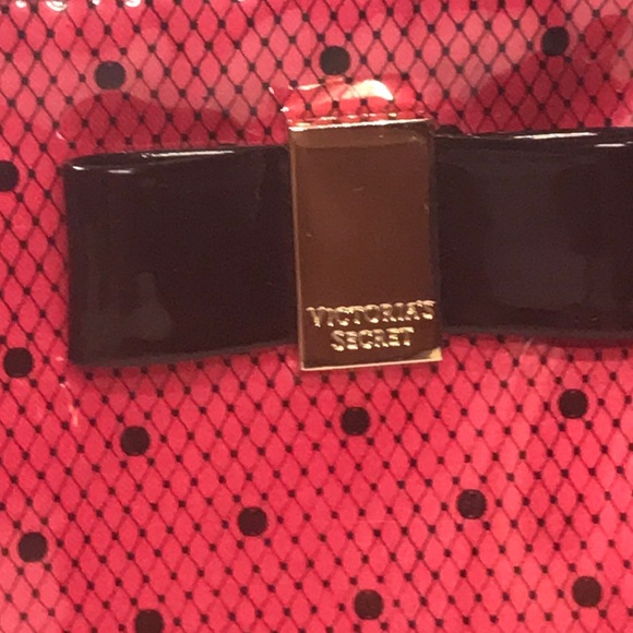 Cute Victoria Secret pouch - Picture 2 of 4